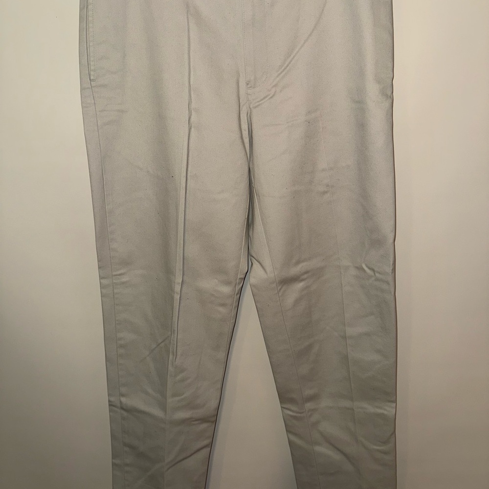 L.L. Bean Classic Fit Chinos Size 34/32